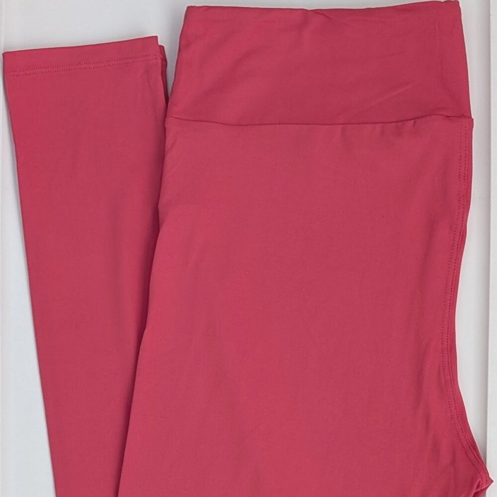 TC LuLaRoe Tall & Curvy Solid Pink Leggings NWT 77